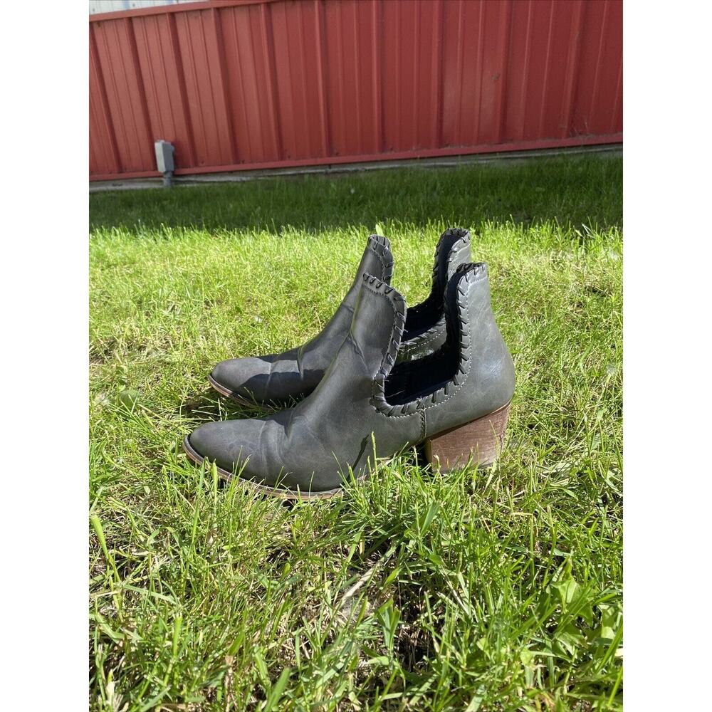Arider Girl Womens Western Style Boots Size 8 Brown Block Heel Deep Cut Out